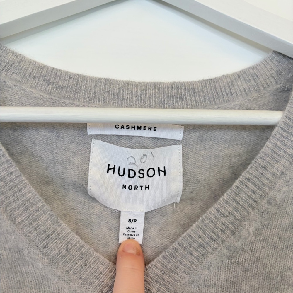 Hudson North Cashmere Sweater - Picture 3 of 4